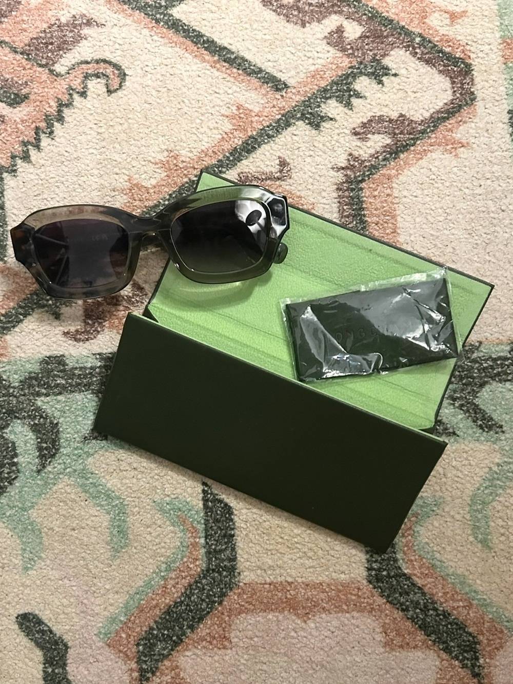 Longchamp Sunglasses LO749S 311 in Olive/Havana NWT - Picture 9 of 10
